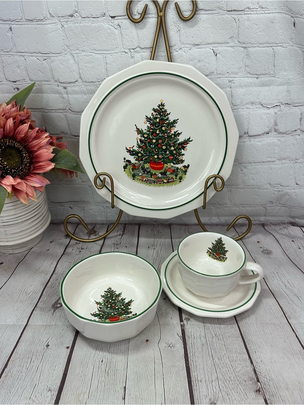 vtg  Pfaltzgraff Christmas Heritage 4pc set holiday classic festive stoneware